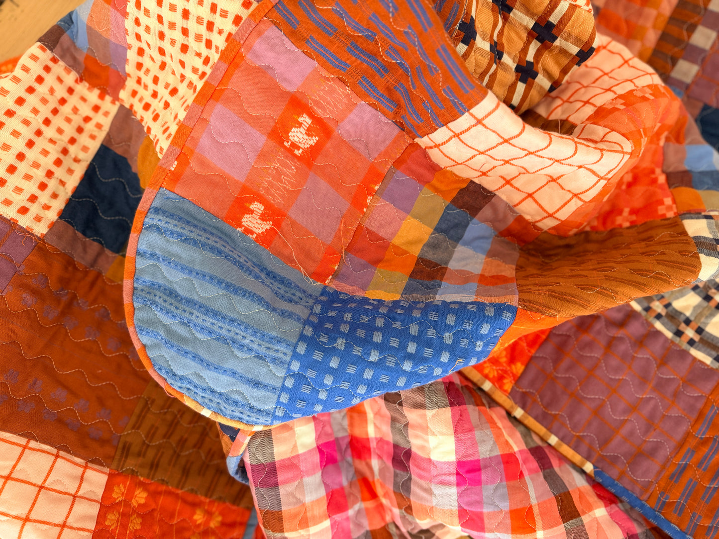 Big Squares Fine and Dandy Throw Quilt (72” x 61” (183cm x 155cm)