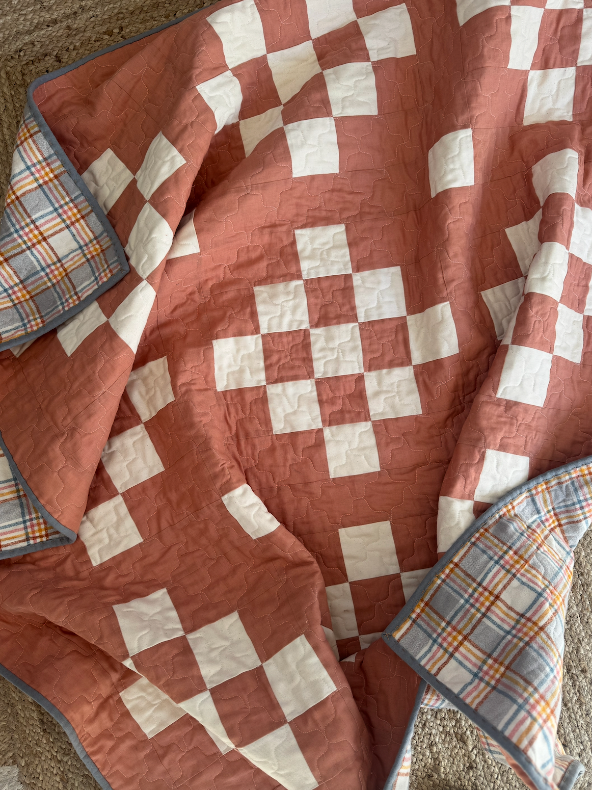 Diamond Dots Quilt Pattern