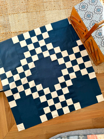 Double Irish Chain (Two Colour) Quilt Pattern