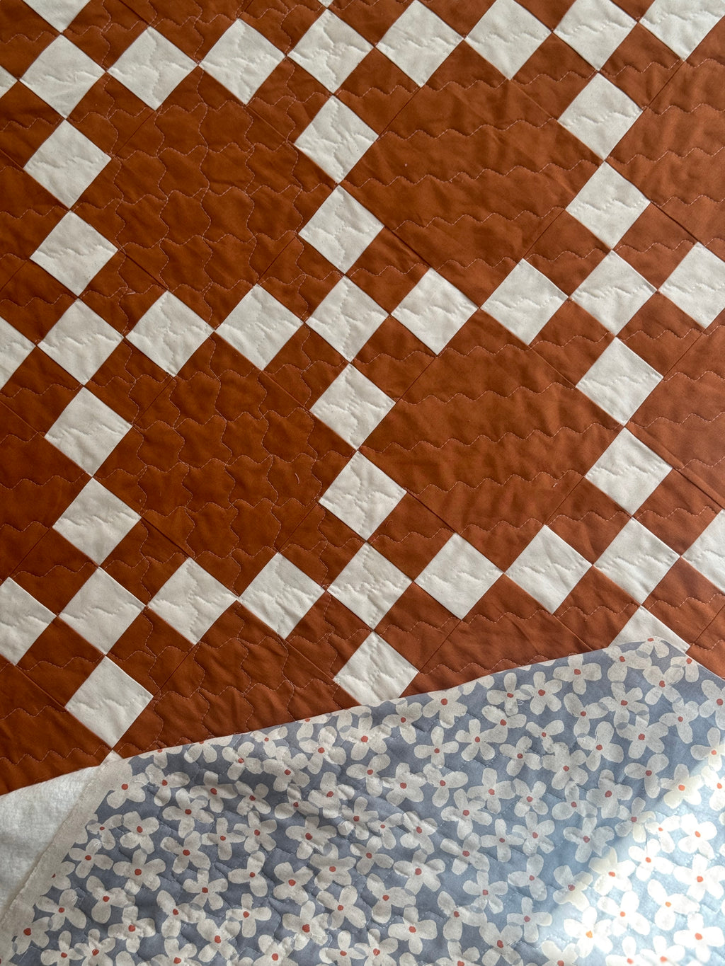 Single Irish chain quilt - small throw (53”x 53”  /135cm x 135cm) linen cotton blends