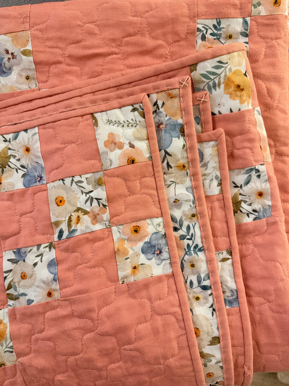 Irish Chain square throw (68” x 68” / 173cm x 173cm) (Copy)