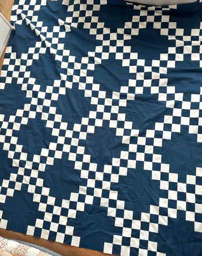 Double Irish Chain (Two Colour) Quilt Pattern