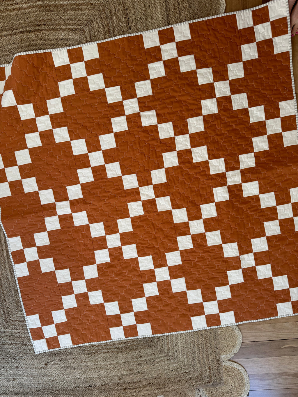 Single Irish chain quilt - small throw (53”x 53”  /135cm x 135cm) linen cotton blends