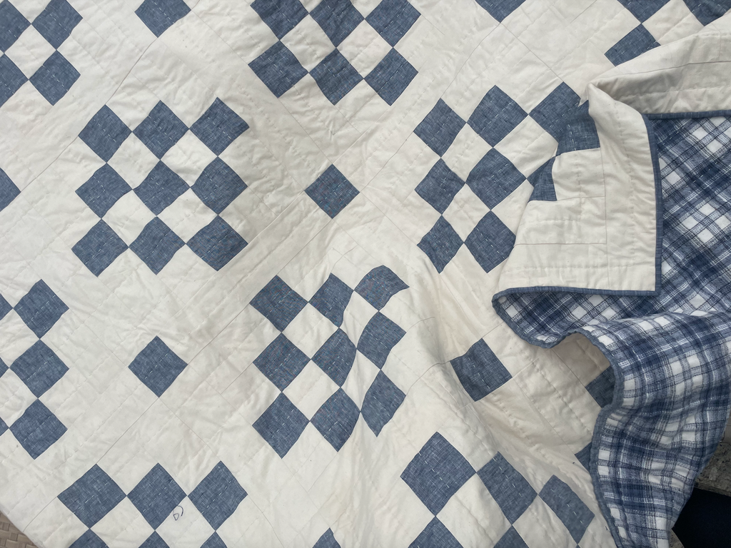 Diamond Dots Quilt Pattern