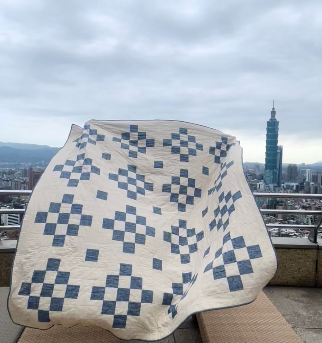 Diamond Dots Quilt Pattern