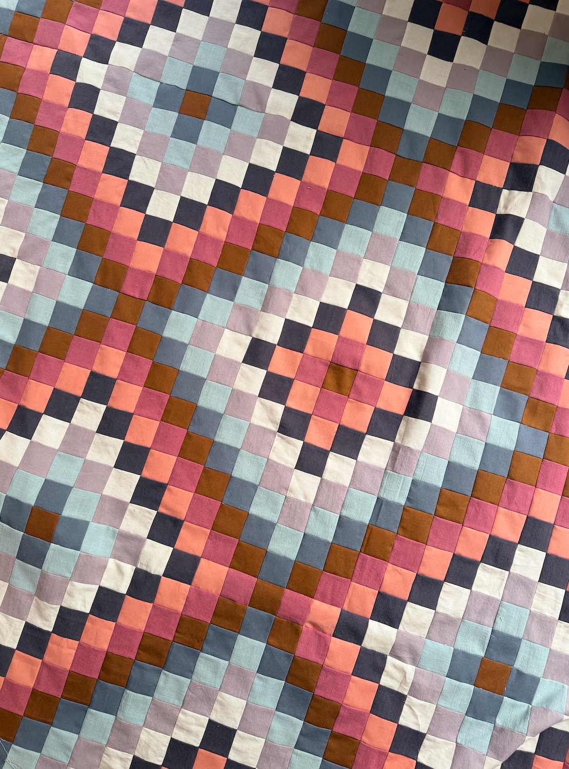 Small Squares Trip Around the World quilt pattern